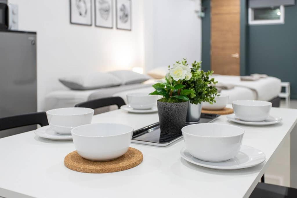 P1 Silom Pan Large Room Full Kitchen Wifi 4-6Pax กรุงเทพมหานคร ภายนอก รูปภาพ