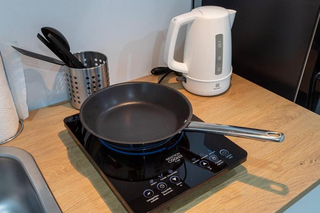 P1 Silom Pan Large Room Full Kitchen Wifi 4-6Pax กรุงเทพมหานคร ภายนอก รูปภาพ